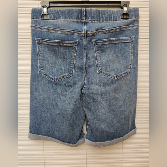 Liverpool Women's Chloe Pull-On Bermuda Rolled Cuff - Picture 5 of 7